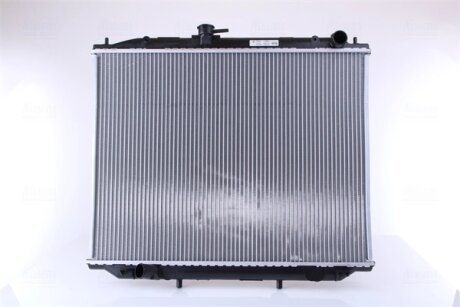 Радіатор охолодження двигуна First Fit NISSENS 68706A