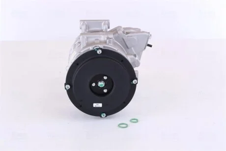 Компресор кондиціонера NISSENS 890876