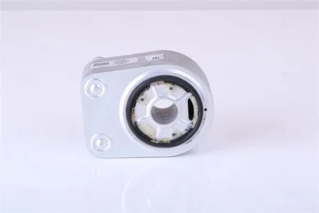 Радіатор масляний NISSENS 90898