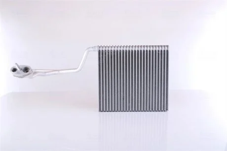 Випарювач кондиціонера NISSENS 92293