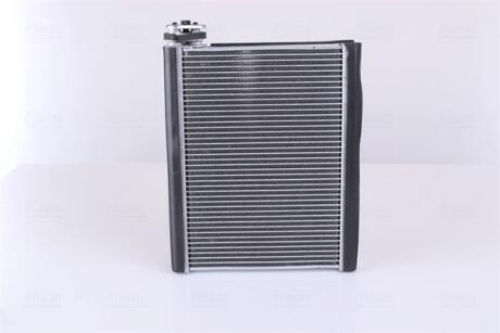 Випарювач кондиціонера NISSENS 92368