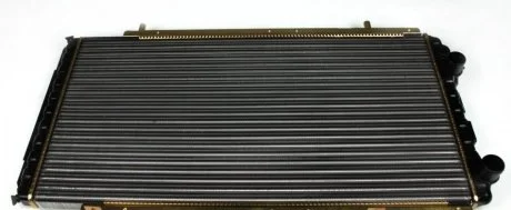 Радіатор охолодження двигуна (Nissens) NRF 52062A