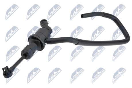 Циліндр зчеплення головний NTY NSPNS006