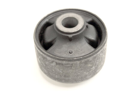 Сайлентблок переднего рычага задний Elantra 16- (OE) OEM 54584-F2000