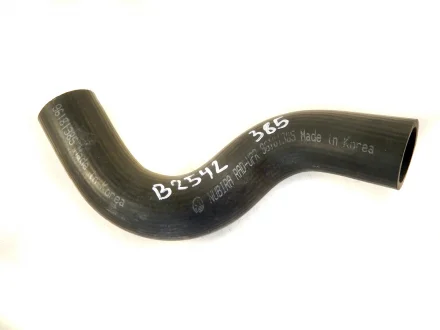 Патрубок радиатора верхний (+AC) Нубира 1.6 (OE) OEM 96181385