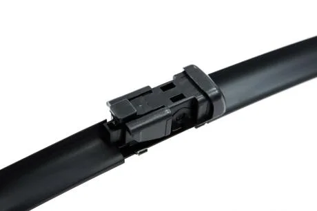 Комплект щіток склоочисника безкаркасних 700+700 мм OXIMO WCP300300