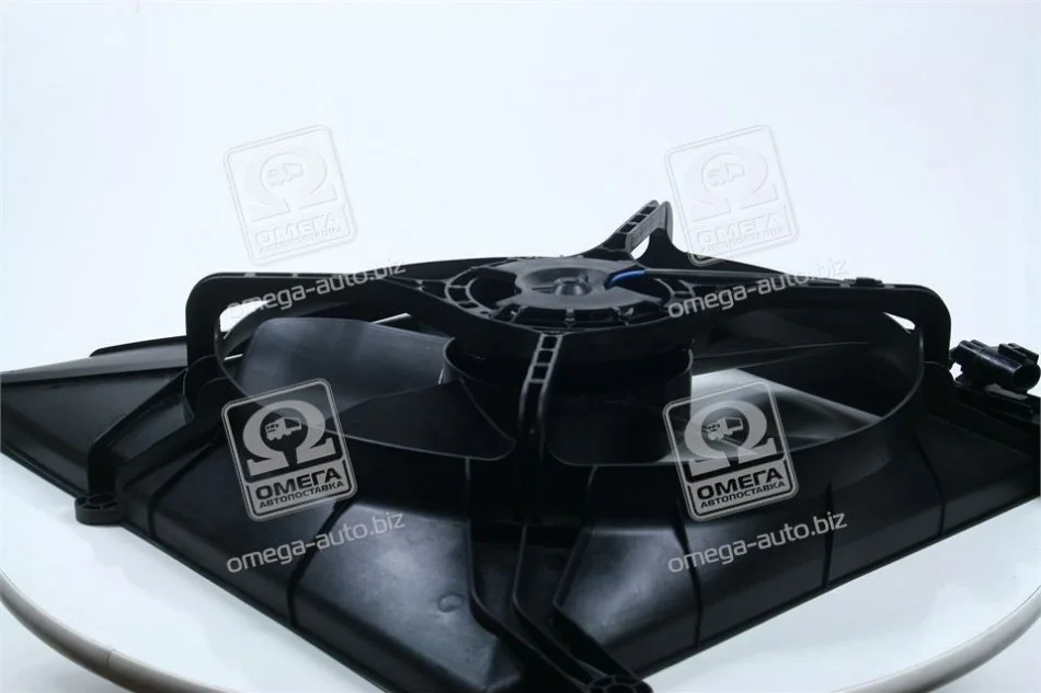 Вентилятор охолодження CHEVROLET AVEO 1.5 з конд. (вир-во PARTS-MALL) PARTS MALL PXNAC-002 (фото 1)