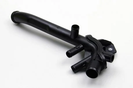 Патрубок охлаждения 1,5dci Renault Kangoo I (01-)  Renault RENAULT 8200557908