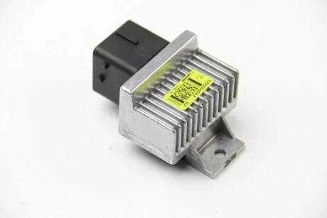 Реле свечей накала  Renault RENAULT 8200859243