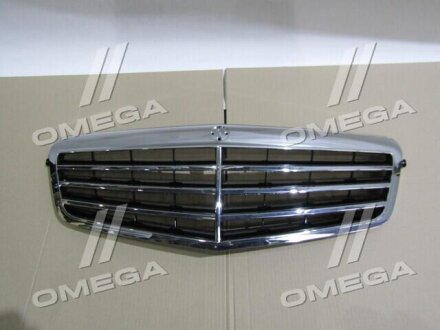 Решітка радіатора MB 212 09-12 TEMPEST 035 4585 990