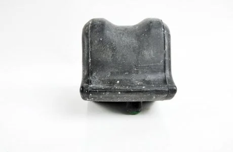 Втулка стабилизатора передняяний правый Toyota Corolla 48815-12390 TOYOTA/LEXUS 4881512390
