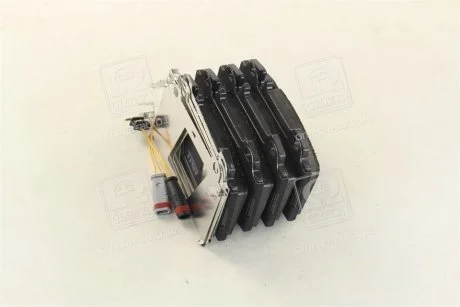 Колодка гальм. MB C-CLASS (W203) передн. (вир-во) TRW GDB1543