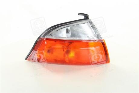 Ліхтар пра. TOY HI-ACE 96-99 TYC 18-5615-05-2B