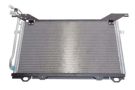 Конденсор кондиціонера MB W210 E-CLASS MT/AT 95-  Van Wezel 30005222