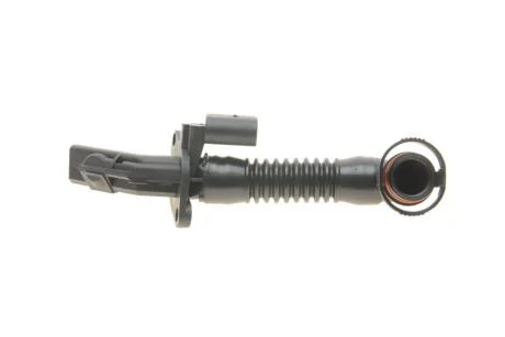 Патрубок вентиляції 3,6л VW Touareg (05-10,10 -), Passat (07-10,11-14) / Audi Q7 (06-10)  VIKA 11031818201