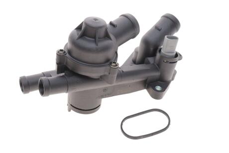 Корпус термостата Skoda Fabia (00-14),Rapid (13-)/VW Polo (02-)/Seat Cordoba (03-09),Ibiza (02-12,13-),Toledo (13-) VIKA 11210156901