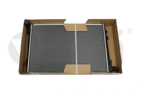 Радіатор Skoda Octavia (04-13) / VW Caddy (09-11), Golf (06-07 (Jetta (06-11)), Passat (09-11) / Audi A3 (08-08) / Seat Leon (06- 10) VIKA 11210738601