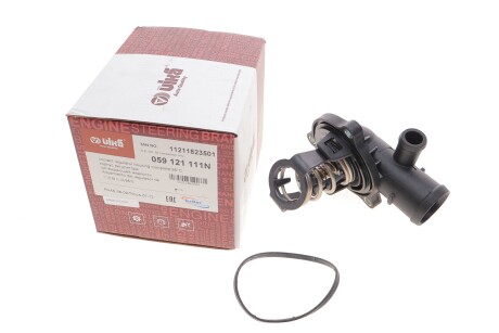 Термостат с корпусом VW Touareg (07-12)/Audi A4 (08-12),Q7 (07-15) VIKA 11211823501
