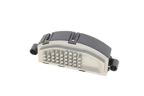 Резистор вентилятора отопителя Audi A3/Skoda Octavia (12-) VIKA 89071698401