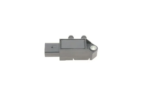 Датчик тиску VW Crafter (12-16), Golf (13-17), Passat (13-16)/Audi A4 (13-16), A5 (12-17), A6 (11-18), Q5 (13-17)) VIKA 99061795601